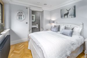 Photo 19- click for photo gallery